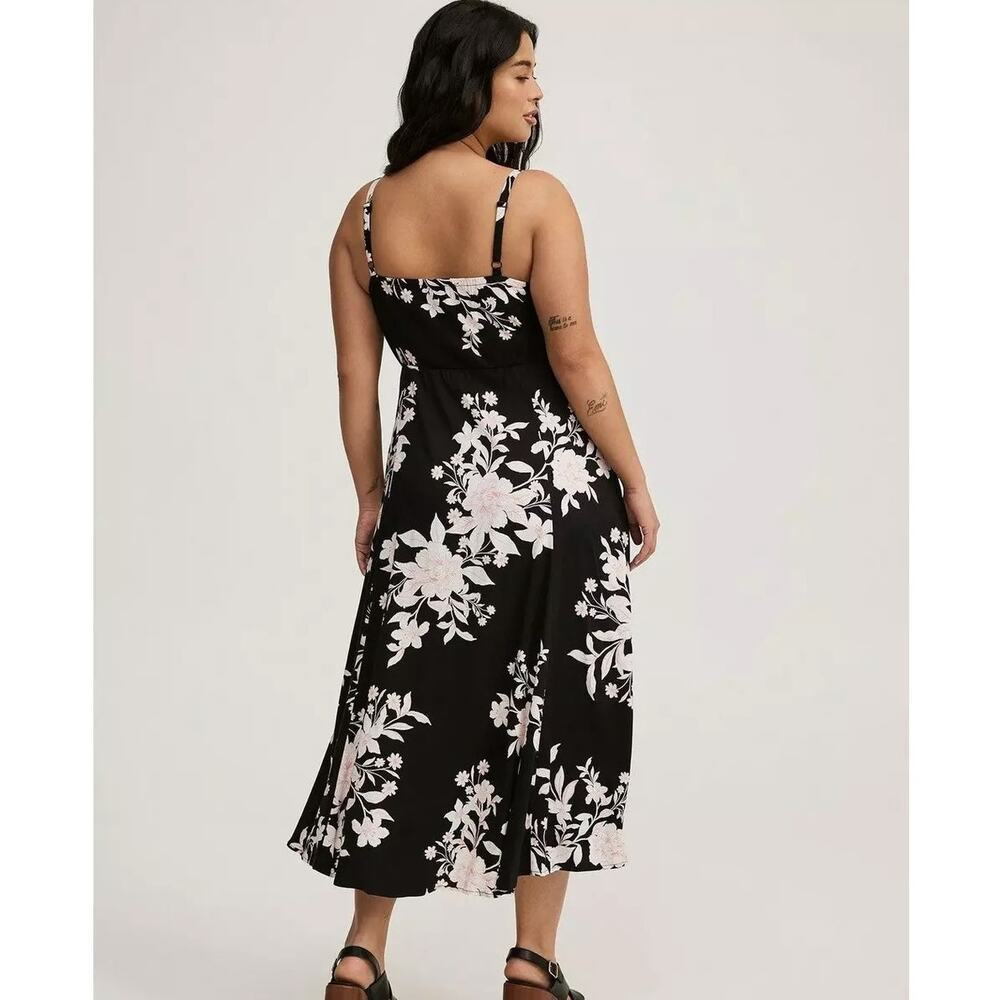 Torrid Tea Length Trapeze Dress Alessa Floral Black Vacation Beach Size 3X EUC - Picture 3 of 15